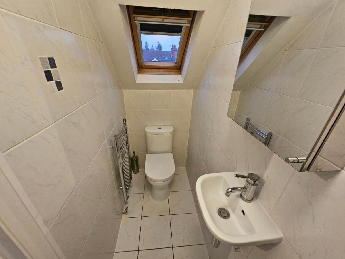 Large 4 Bedrooms Golders Green Londýn Exteriér fotografie