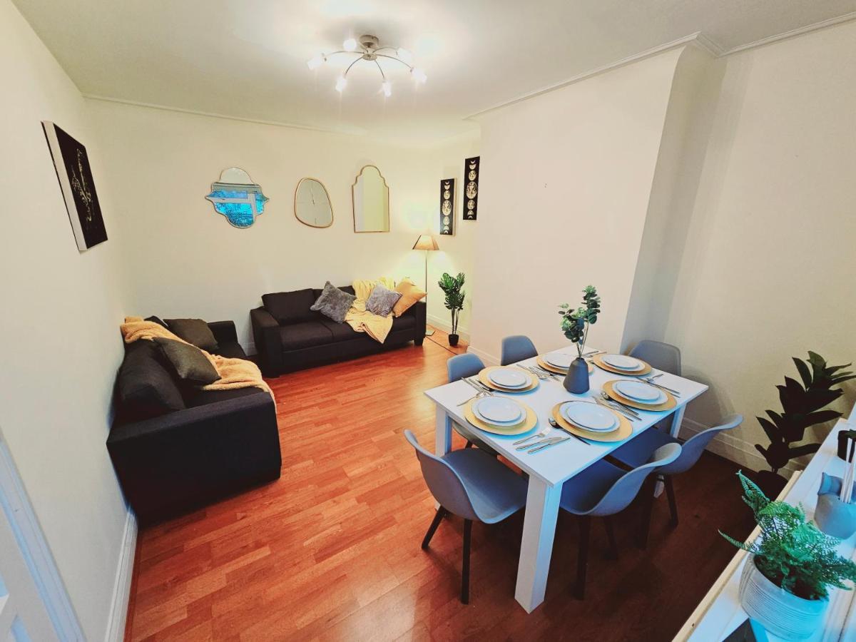 Large 4 Bedrooms Golders Green Londýn Exteriér fotografie