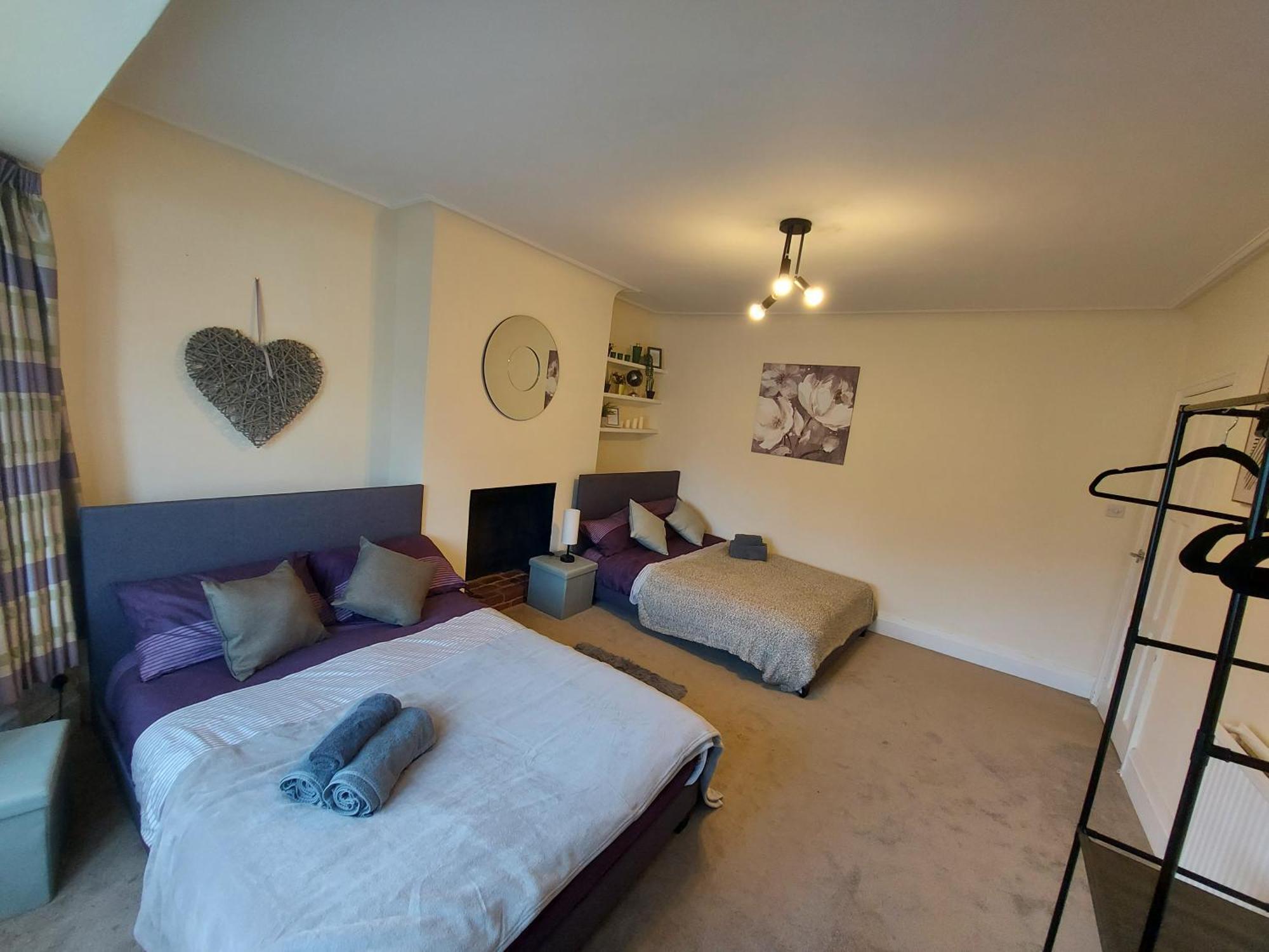 Large 4 Bedrooms Golders Green Londýn Exteriér fotografie
